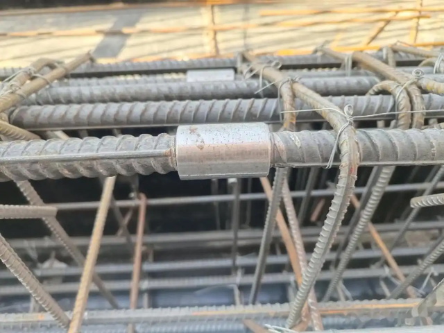 鲅鱼圈防水直螺纹套筒 地下车库人防工程专用防锈接头